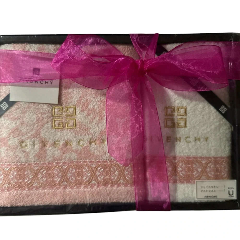 Givenchy Hand Towel/Face Towel💕NWT sealed.